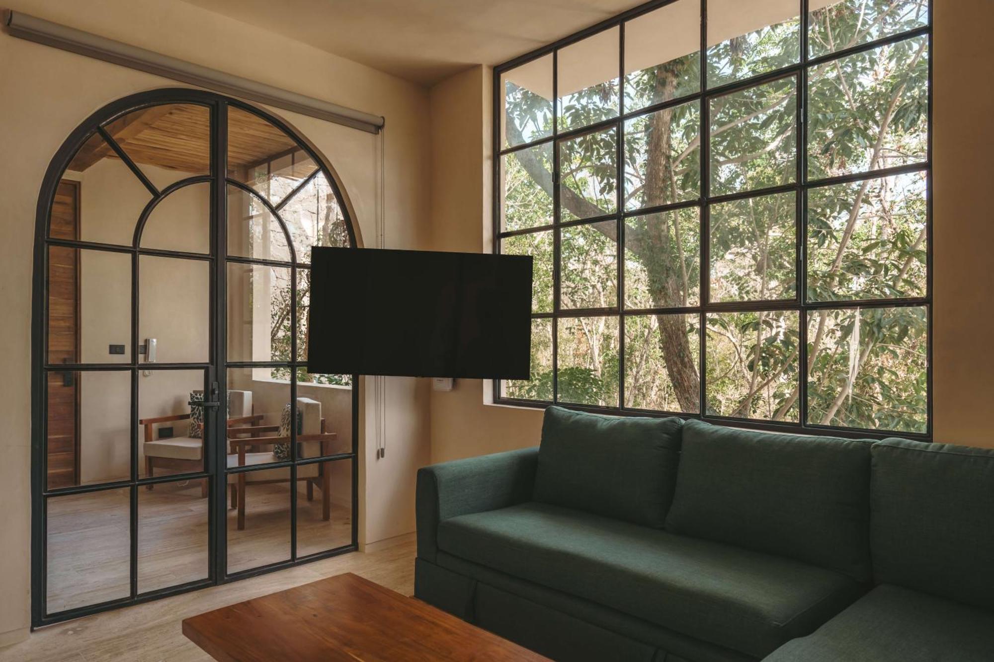 Boutique With Private Pool In La Veleta Apartment *